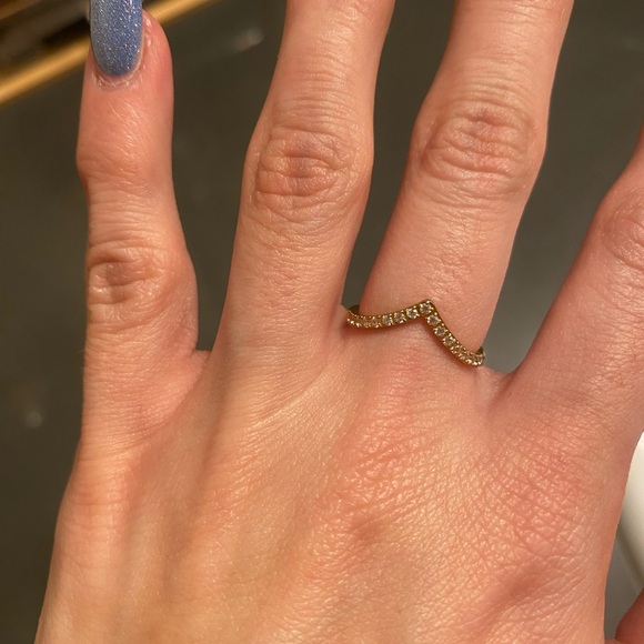 Chevron diamond ring - Picture 3 of 4